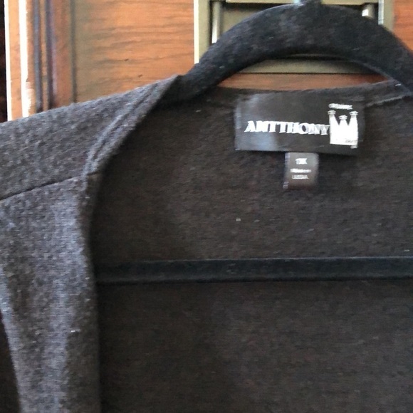 Antthony long black open front cardigan with lace detailing in size 1X - Picture 2 of 4